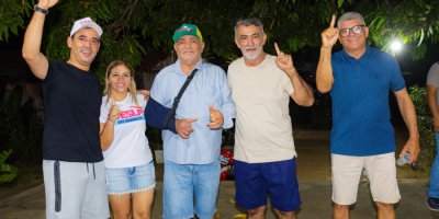 Vicentinho vai levando o Bico