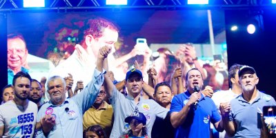 Vicentinho reúne milhares em Araguatins e diz que mudança também cresce no "silêncio dos indignados"