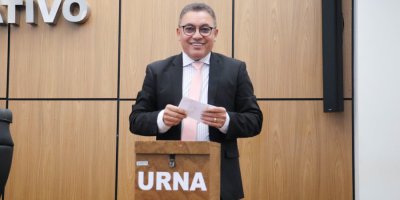 Marilon segue presidente da Câmara por mais dois anos após acordo com participação de Eduardo