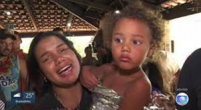 Menina de 4 anos que desapareceu em região de mata é encontrada em MG