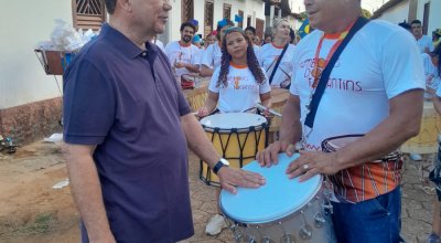 Em Porto, Vicentinho Júnior celebra cultura do carnaval: "Que a alegria das ruas nos inspire a construir um Tocantins melhor"