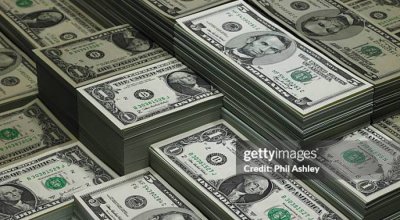 Bolsa bate recorde e dólar cai para R$ 5,17 com fim de tarifaço