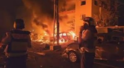 Guerra no Oriente Médio tem mais bombardeios e mortes neste domingo