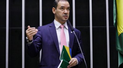 Vicentinho Júnior trabalha na elaboração de plano de governo que terá participação da sociedade 