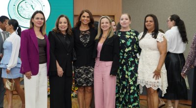 Luta contra o feminicídio marca posse da nova diretoria da ABMCJ-TO no auditório do MPTO