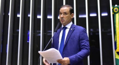 Vicentinho Júnior defende novos projetos aprovados na Câmara que garantem proteção a mulheres e aumentam pena a agressores