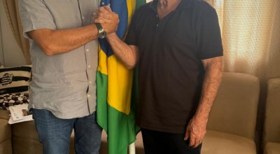 Pré-candidatura de Vicentinho Júnior ao governo do Estado recebe apoio de Bispo Guaracy