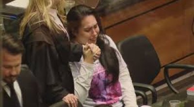 Acusada de participação na morte do filho Henry Borel deixa a cadeia