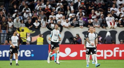 Corinthians derrota Santa Fe e segue 100% na Copa Libertadores