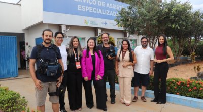 "Estamos verdadeiramente curando as pessoas", frisa médica Seyna Ueno durante gravação de documentário da FioCruz em Porto Nacional