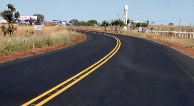 Governador Wanderlei Barbosa assina projeto para federalização da TO-080 e amplia integração logística do Tocantins