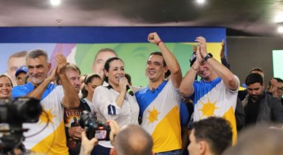Adesão de Cínthia a projeto Vicentinho não traduz só alinhamento tucano mas uma onda que varre o Estado. Pode até ser circunstancial, mas que está aí, está!! Como Dorinha e Laurez lidarão com ela é que não se sabe!