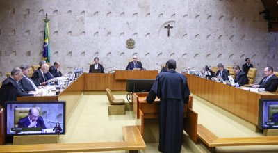 Shopping centers devem fornecer espaço de amamentação para empregadas das lojas, decide STF