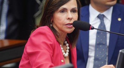 Pesquisa Real Times Big Data aponta que artilharia contra Dorinha e Wanderlei ainda não foi suficiente para retirá-la do 2º turno.Primeira disputa seria entre Laurez e Vicentinho para alcançá-la numa batalha kamicase na oposição