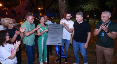 Prefeito Eduardo Siqueira Campos entrega revitalização completa da Praça Arara Canindé, na Arso 42