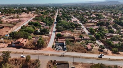 Com quase metade dos serviços já executados, obra de infraestrutura transforma realidade na Baixada do Aureny III