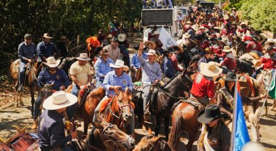 Vicentinho recebe apoio de vereadores durante Cavalgada de Tabocão