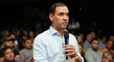 Vicentinho alerta para estagnação do Ensino Médio e apresenta propostas para educação