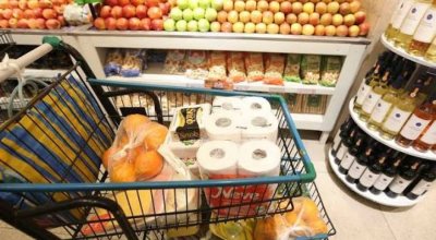 Inflação recua para 0,07% em julho e volta para meta do governo