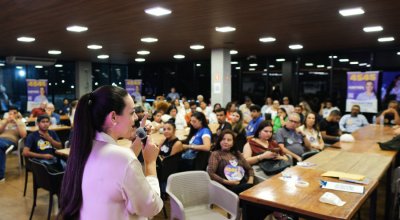 Cinthia Ribeiro reúne apoiadores e convoca grupo para levar campanha às ruas