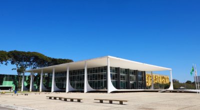 Fantasma do STF assusta aliados de Wanderlei e anima oposição. Mas é improvável que Justiça afaste novamente um governador de Estado e em pleno período eleitoral!! Seria uma bizarrice!!