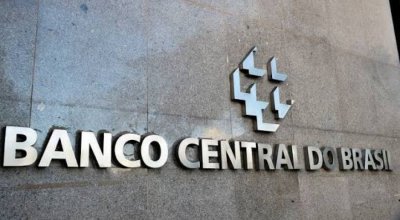Mercado financeiro reduz previsão da inflação para 5% este ano