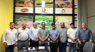 Vicentinho recebe propostas do Sindicarnes e defende industrializar no Tocantins o que o estado produz