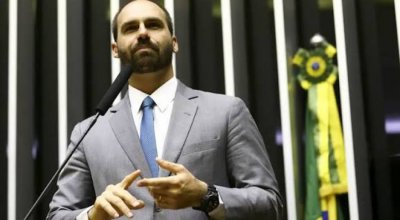 Ministério da Justiça demite Eduardo Bolsonaro por abandono de cargo