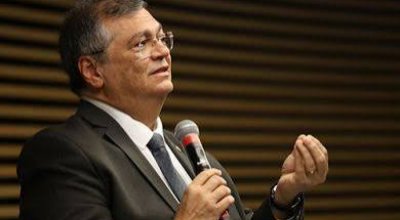 Dino manda PF investigar disseminação de ataques a imagens católicas 