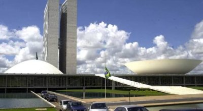 Representação de parlamentares negros segue baixa, diz pesquisadora