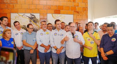 Ronaldo Dimas e deputado federal Tiago Dimas declaram apoio a Vicentinho, em Araguaína