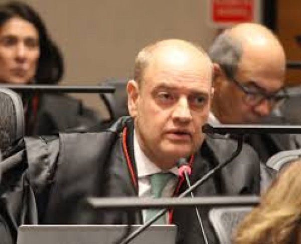 STF decide que presidente do TJ deve ser mantido como governador do Rio ...