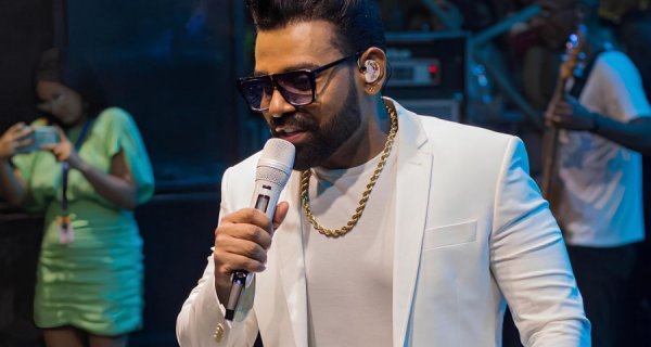 Shows de Pablo e Zé Vaqueiro  