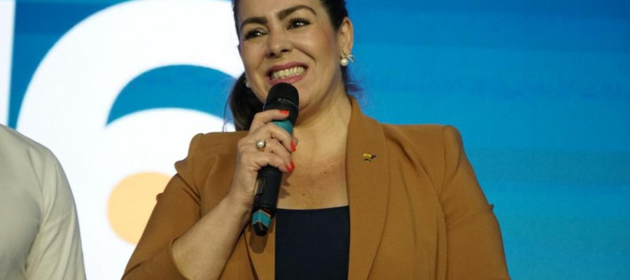 Encontro do PSDB sob Cínthia Ribeiro sinaliza escolhas. Tanto de Cínthia quanto da direção nacional do partido