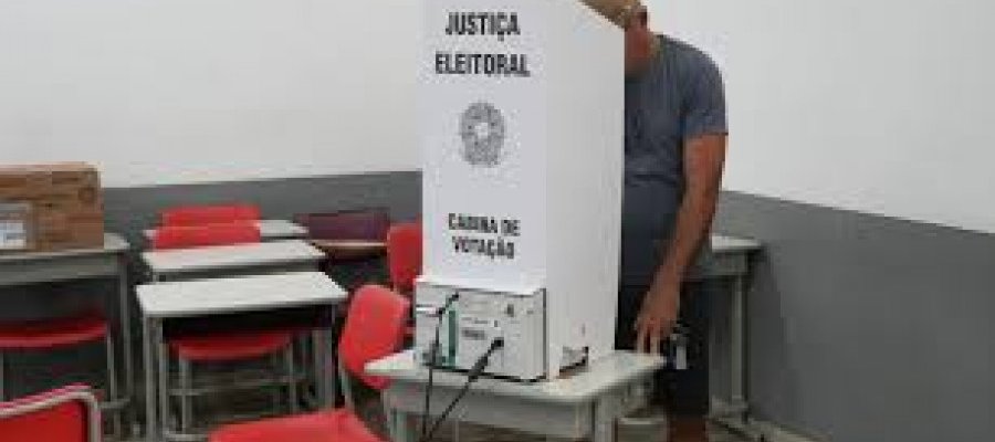 Apesar das especulações sobre mudanças partidárias que começam na quinta, o voto proporcional é que pode orientar  a grande maioria dos trânsfugas com o aumento do quociente eleitoral no Estado. E isto implicará na majoritária