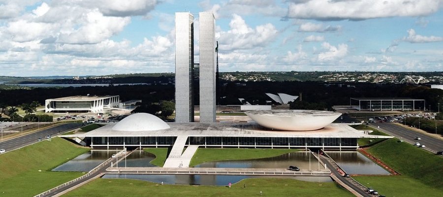 Bancada congressista destinou ao Palácio Araguaia em três anos apenas 16% de suas emendas individuais e de bancada. Mas elas tem sido a conexão que se vê necessária na formação da chapa majoritária governista e da oposição