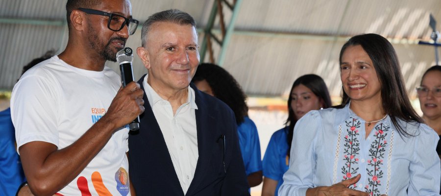 Somos não conseguiu abrir nova crise para Eduardo: justificativas contraditórias para dissensão facilitaram reação do prefeito que nomeou pioneiro da cidade e negro para o cargo. Se Somos for inclusão...