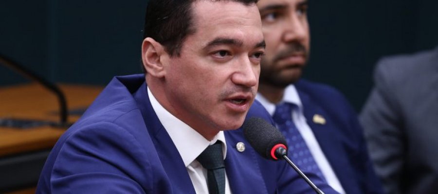 Alexandre Guimarães, com 212 mil votos (Paraná Pesquisa) pode, por gravidade, atrair os atuais 136 mil votos do senador Irajá Abreu, considerando para 2026 projeção de percentuais de votos válidos para Senado em 2022